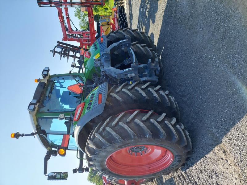 Tractors  Fendt 728 Vario GEN 7 Photo